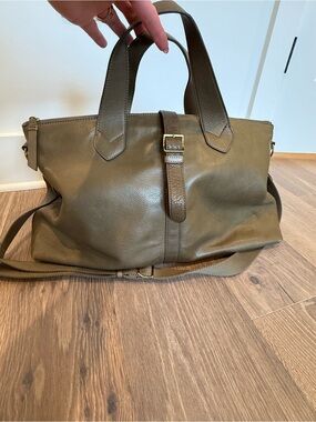 Margot New York Classic Leather Duffel Bag in Olive